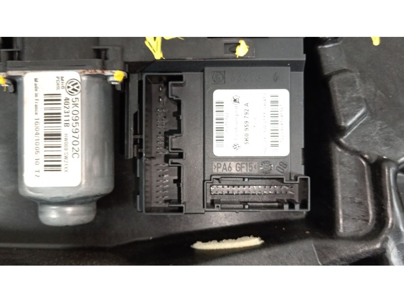 Recambio de elevalunas delantero derecho para volkswagen golf vi (5k1) 2.0 gti referencia OEM IAM 5K1837730Q 5K0959702C 5K095979