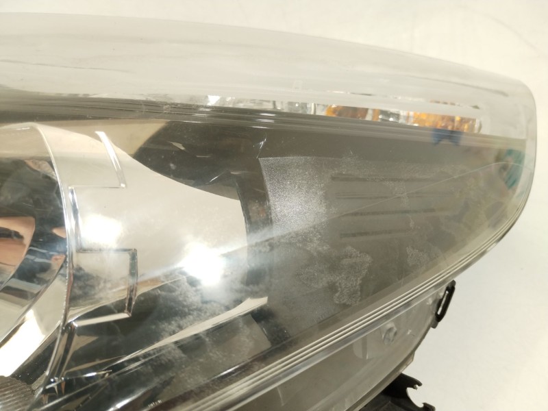 Recambio de faro izquierdo para renault scénic iii (jz0/1_) 1.5 dci referencia OEM IAM 260606760R  