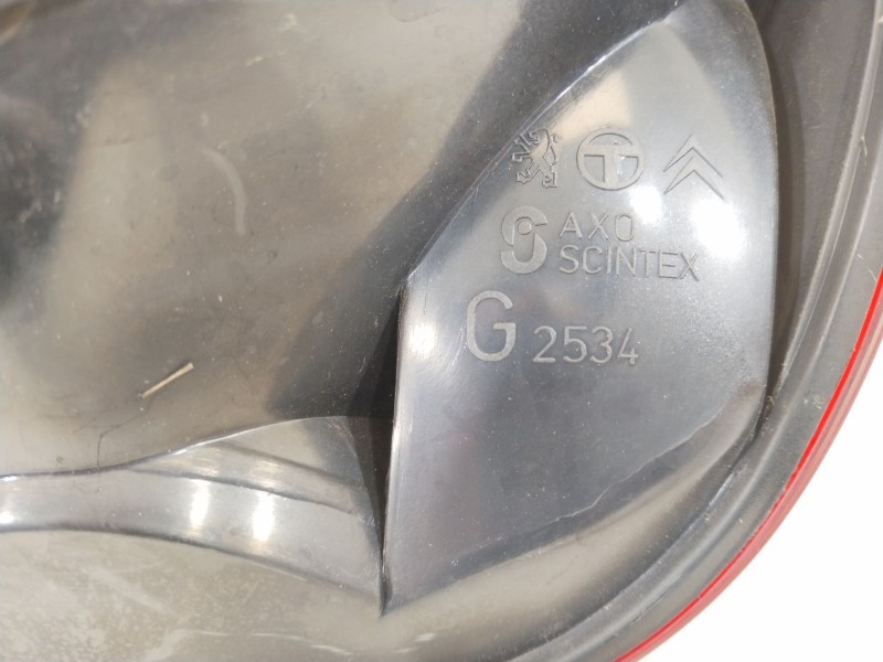 Recambio de piloto trasero izquierdo para citroën xsara (n1) 2.0 hdi 90 referencia OEM IAM 6350J5  