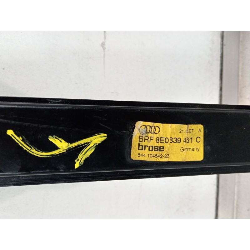 Recambio de elevalunas trasero izquierdo para audi a4 b7 (8ec) 2.0 tdi referencia OEM IAM 8E0839461C 8E0959801E 0130021767