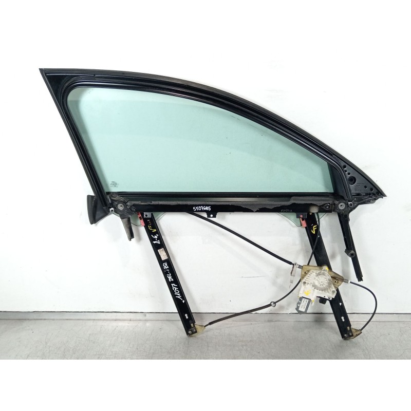 Recambio de elevalunas delantero izquierdo para audi a6 avant (4f5) 3.0 tdi quattro referencia OEM IAM 4F0837461A 4F0959801B 