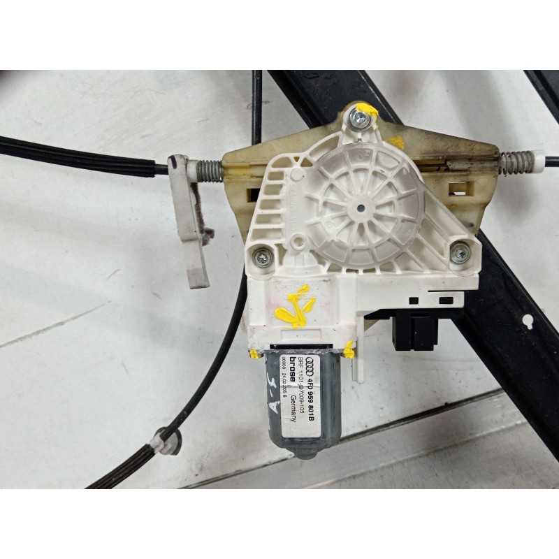 Recambio de elevalunas delantero izquierdo para audi a6 avant (4f5) 3.0 tdi quattro referencia OEM IAM 4F0837461A 4F0959801B 