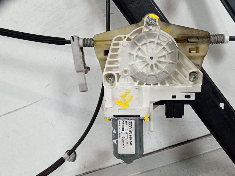 Recambio de elevalunas delantero izquierdo para audi a6 avant (4f5) 3.0 tdi quattro referencia OEM IAM 4F0837461A 4F0959801B 