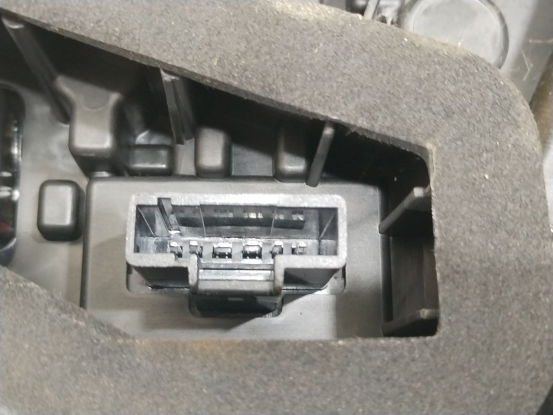 Recambio de piloto trasero izquierdo para dacia sandero ii (b8_) tce 90 (b8m1, b8ma) referencia OEM IAM 265550577R 62421303 