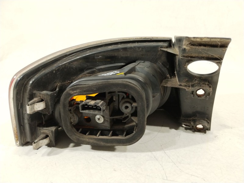 Recambio de piloto trasero derecho para seat ibiza iii (6l1) 1.2 12v referencia OEM IAM 6L6945112 6L6945096A 