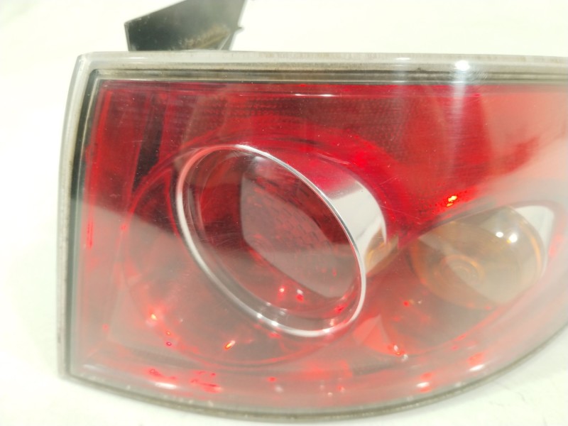 Recambio de piloto trasero derecho para seat ibiza iii (6l1) 1.2 12v referencia OEM IAM 6L6945112 6L6945096A 