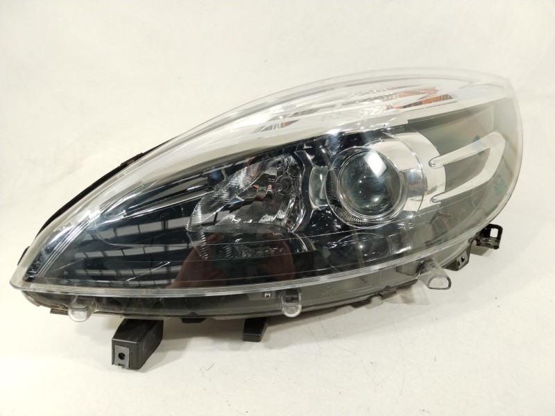 Recambio de faro izquierdo para renault scénic iii (jz0/1_) 1.2 tce referencia OEM IAM 260601946R 89906003 