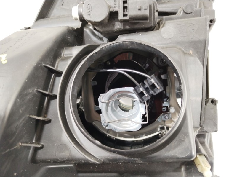 Recambio de faro izquierdo para renault scénic iii (jz0/1_) 1.2 tce referencia OEM IAM 260601946R 89906003 