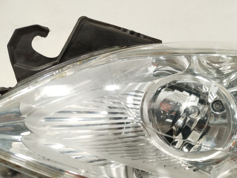 Recambio de faro izquierdo para peugeot 5008 (0u_, 0e_) 1.6 hdi referencia OEM IAM 6208N9 89903248 