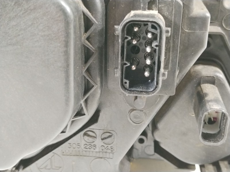 Recambio de faro izquierdo para bmw x3 (e83) 2.0 d referencia OEM IAM 3418389 63123418389 1307329074