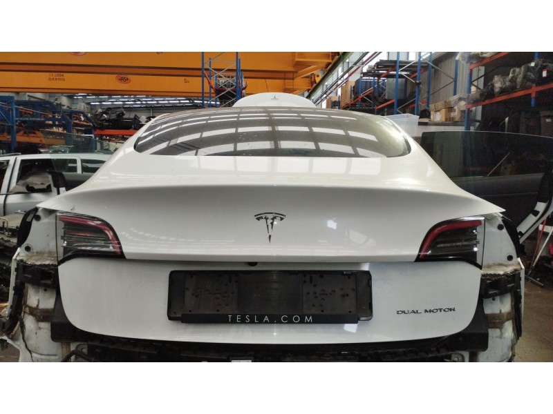 Recambio de tapa maletero para tesla model 3 (5yj3) ev referencia OEM IAM 1601460-EC-B  