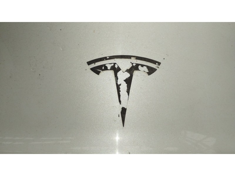 Recambio de tapa maletero para tesla model 3 (5yj3) ev referencia OEM IAM 1601460-EC-B  