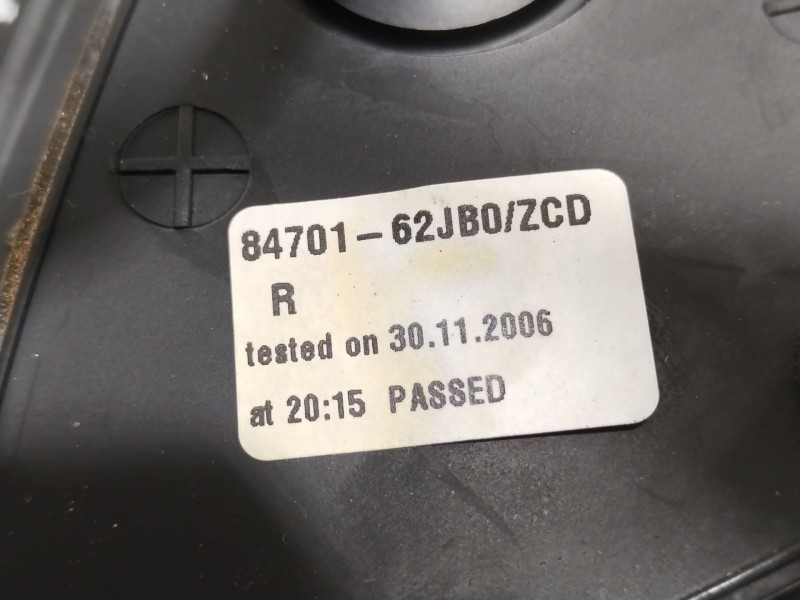 Recambio de retrovisor derecho para suzuki swift iii (mz, ez) 1.3 (rs 413) referencia OEM IAM 8470162JB0  