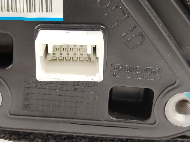 Recambio de retrovisor izquierdo para kia carens iv 1.6 gdi referencia OEM IAM 87610A42801D 87610A4280 