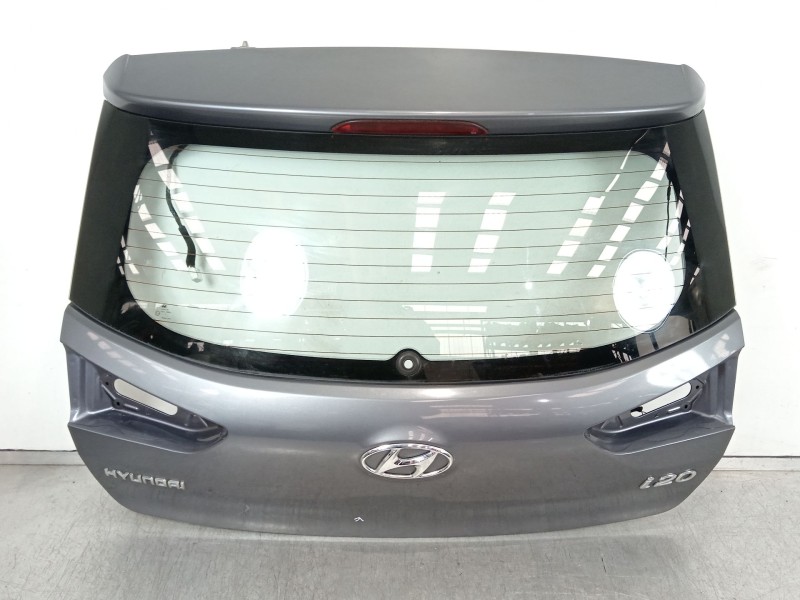 Recambio de porton trasero para hyundai i20 classic referencia OEM IAM 73700C8000  