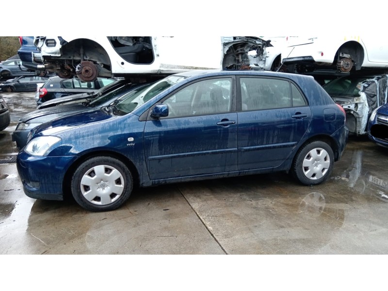 toyota corolla liftback (_e11_) del año 2003