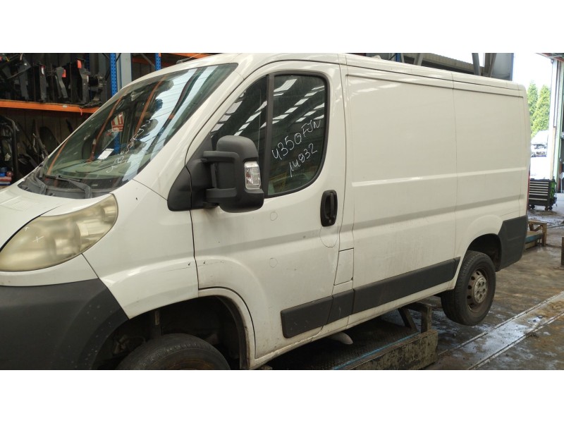 Recambio de puerta delantera izquierda para peugeot boxer furgoneta 2.2 hdi 120 referencia OEM IAM 9004Y1  