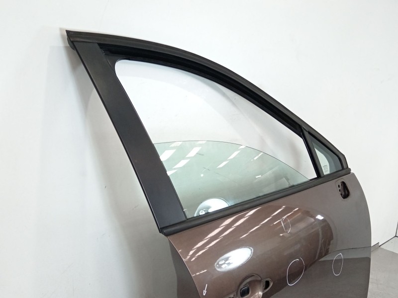 Recambio de puerta delantera derecha para renault scénic iii (jz0/1_) 1.2 tce referencia OEM IAM 801014883R  