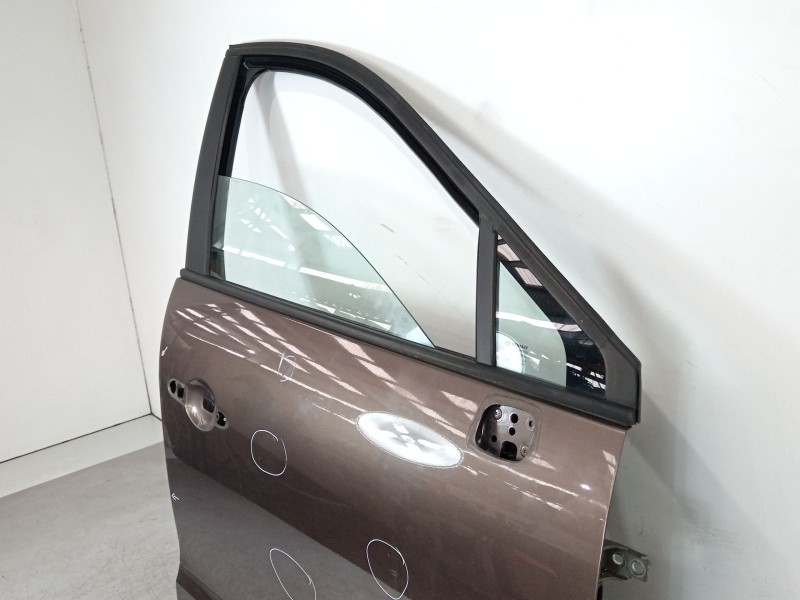 Recambio de puerta delantera derecha para renault scénic iii (jz0/1_) 1.2 tce referencia OEM IAM 801014883R  