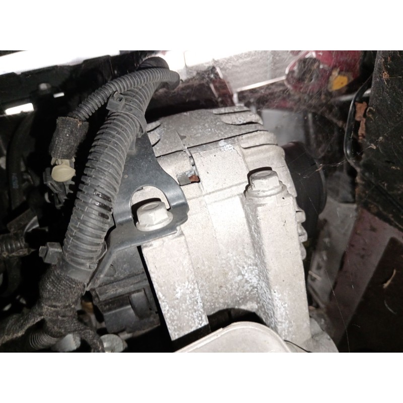 Recambio de alternador para opel astra j (p10) 1.6 cdti (68) referencia OEM IAM 13586366 TG12C155 2618063A