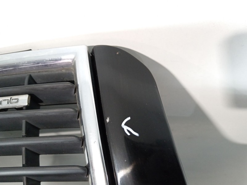 Recambio de capot para audi a4 b6 (8e2) 2.5 tdi referencia OEM IAM 8E0823029  