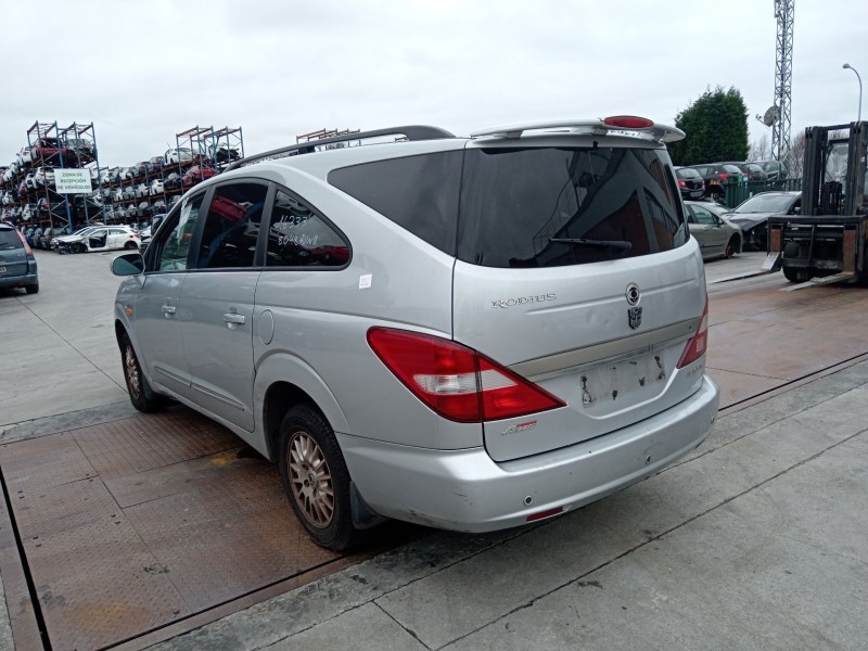 ssangyong rodius i del año 2006