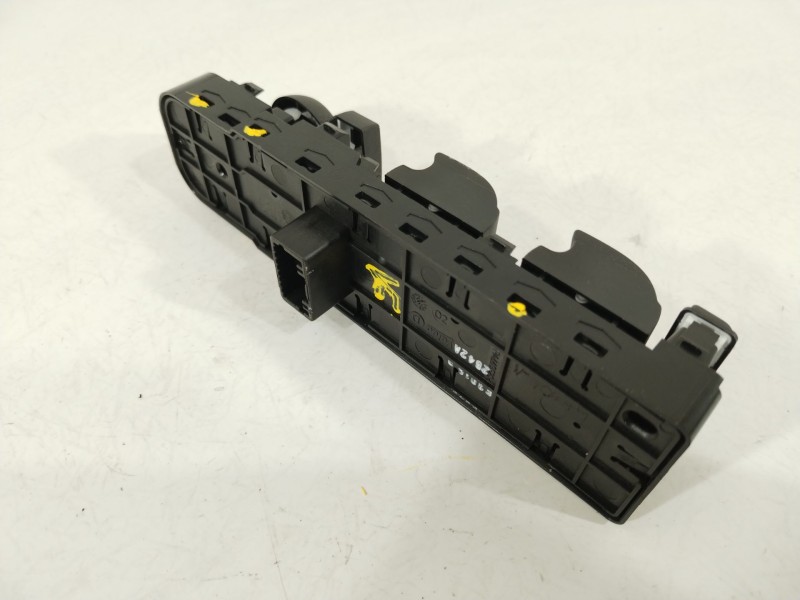 Recambio de mando elevalunas delantero izquierdo para renault scénic iii (jz0/1_) 1.2 tce referencia OEM IAM 809610016R  