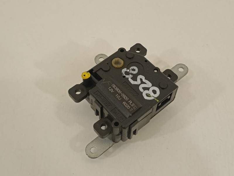 MOTOR APERTURA TRAMPILLAS CLIMATIZADOR 0638000920PLS 
