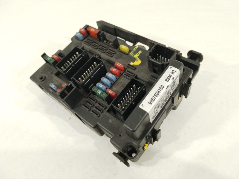 Recambio de caja reles / fusibles para peugeot 206 hatchback (2a/c) 1.6 i referencia OEM IAM 9657608780 BSMB3 