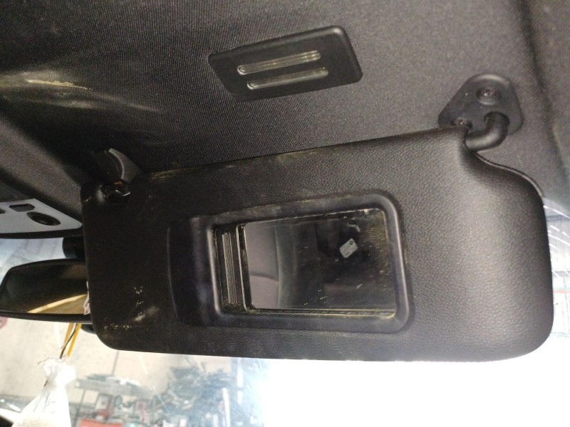 Recambio de parasol derecho para bmw 3 coupé (e92) 320 i referencia OEM IAM 51167960064  