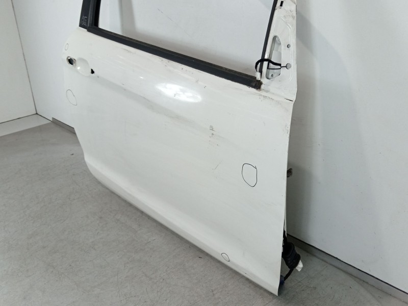 Recambio de puerta delantera derecha para ford ka (ru8) 1.2 referencia OEM IAM 1542363  