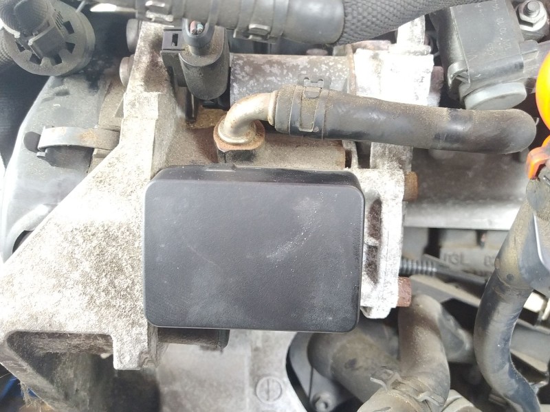 Recambio de bomba inyeccion para volkswagen polo v (6r1, 6c1) 1.6 tdi referencia OEM IAM 03L130755E  