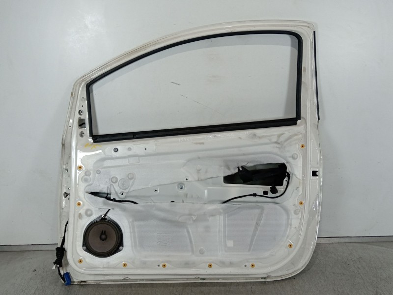 Recambio de puerta delantera derecha para ford ka (ru8) 1.2 referencia OEM IAM 1542363  