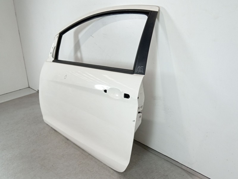 Recambio de puerta delantera izquierda para ford ka (ru8) 1.2 referencia OEM IAM 1542365  