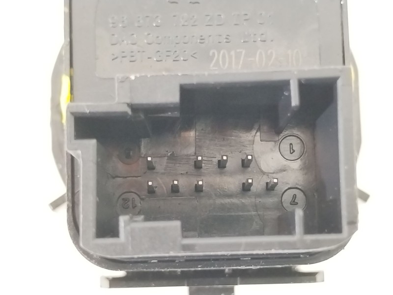 Recambio de mando retrovisor para citroën c3 iii (sx) 1.2 thp 110 referencia OEM IAM 96673722ZD  