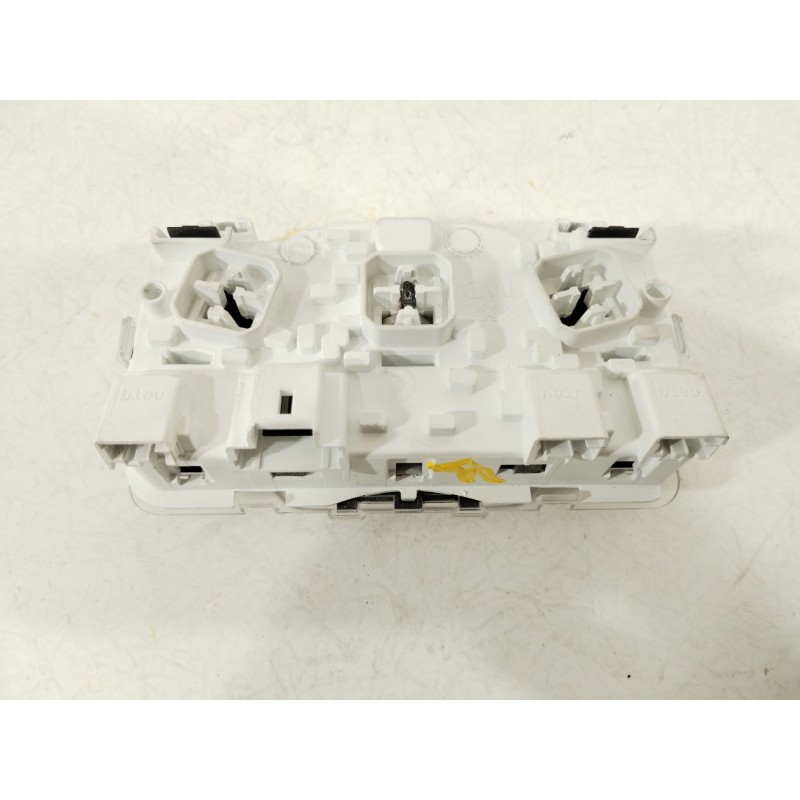 Recambio de luz interior para citroën c3 iii (sx) 1.2 thp 110 referencia OEM IAM 96754056BJ  