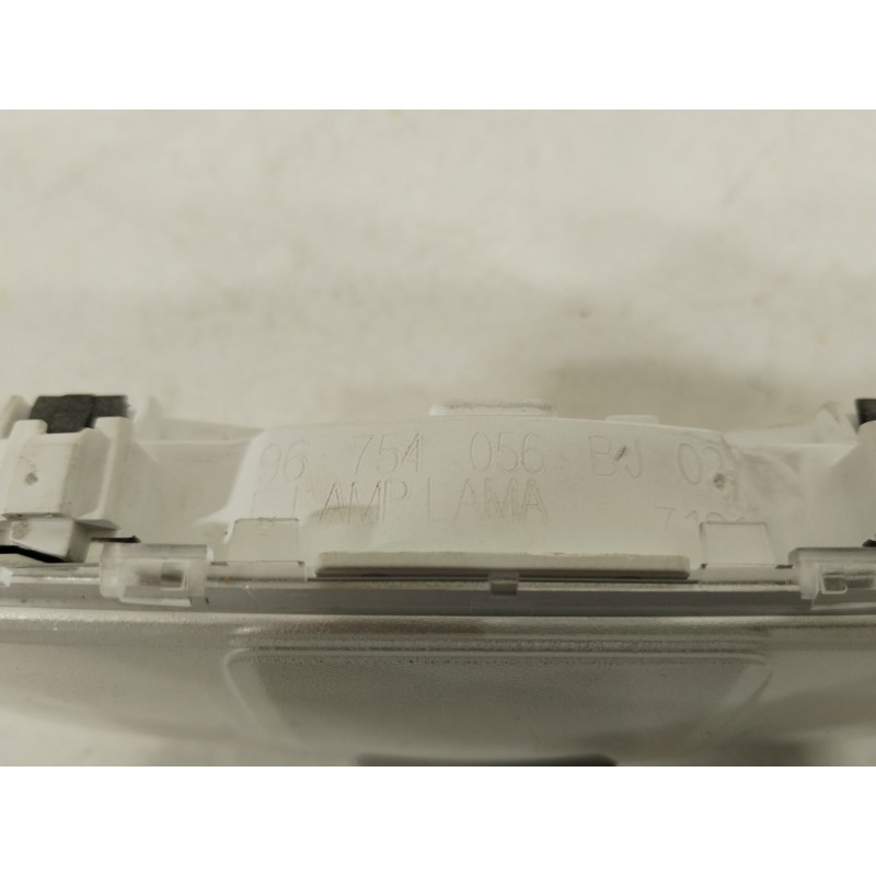 Recambio de luz interior para citroën c3 iii (sx) 1.2 thp 110 referencia OEM IAM 96754056BJ  