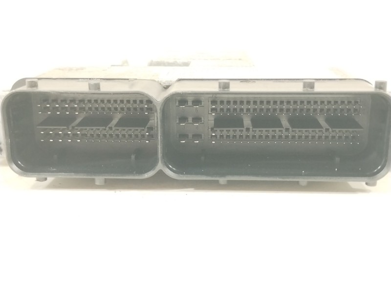 Recambio de centralita motor uce para seat arona (kj7, kjp) 1.0 tsi referencia OEM IAM 05C907394D 42022454 