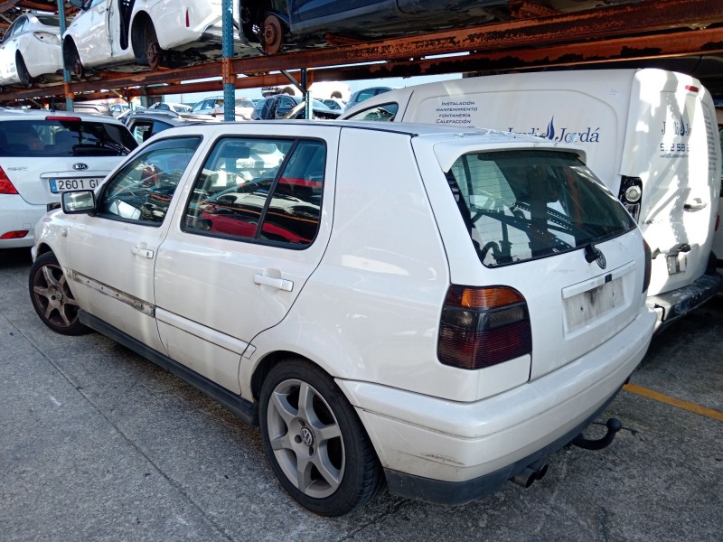 volkswagen golf v (1k1) del año 1996