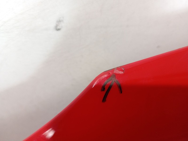 Recambio de capot para ford focus iii 1.6 tdci referencia OEM IAM   