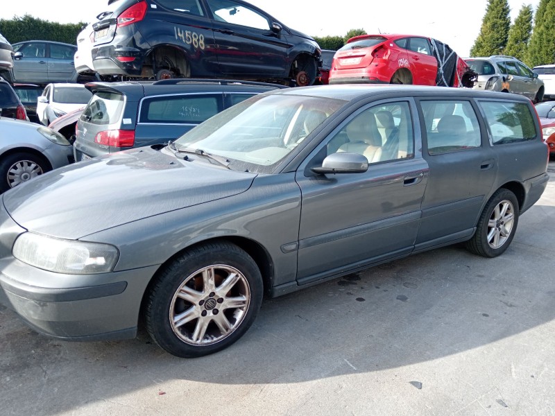 volvo v70 ii (285) del año 2004