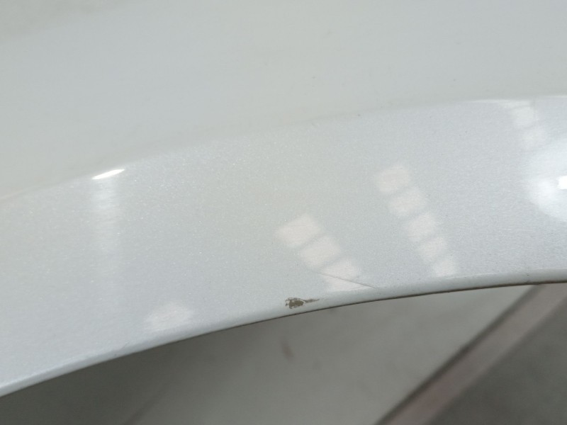 Recambio de aleta delantera derecha para tesla model 3 ev referencia OEM IAM 1081401-EC-D  