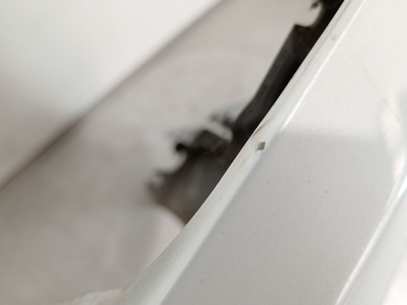 Recambio de aleta delantera izquierda para tesla model 3 ev referencia OEM IAM 1081400-EC-D  