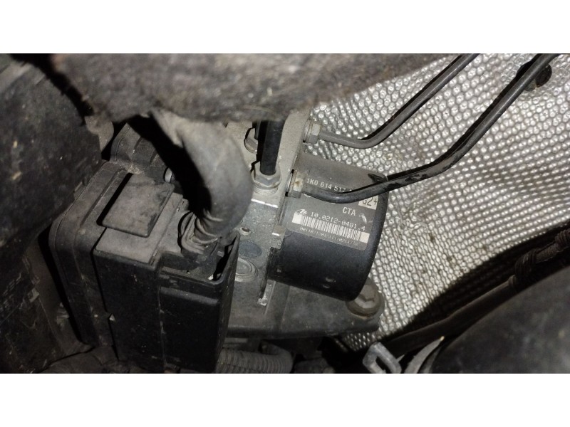 Recambio de abs para volkswagen golf vi (5k1) 2.0 gti referencia OEM IAM 1K0614517AT 1K0907379AJ 10021204814