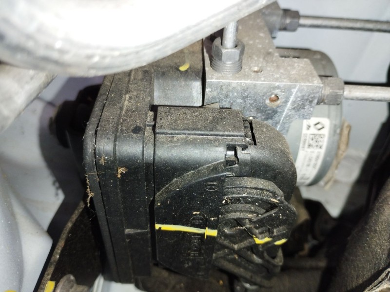 Recambio de abs para dacia sandero iii 1.0 tce 90 referencia OEM IAM 476604105R 28517155083 10022023804