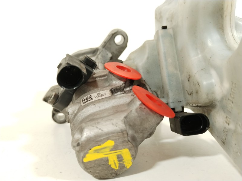 Recambio de bomba freno para seat leon (5f1) 1.6 tdi referencia OEM IAM 5Q1611301D 1K0945459C 5Q1614019Q
