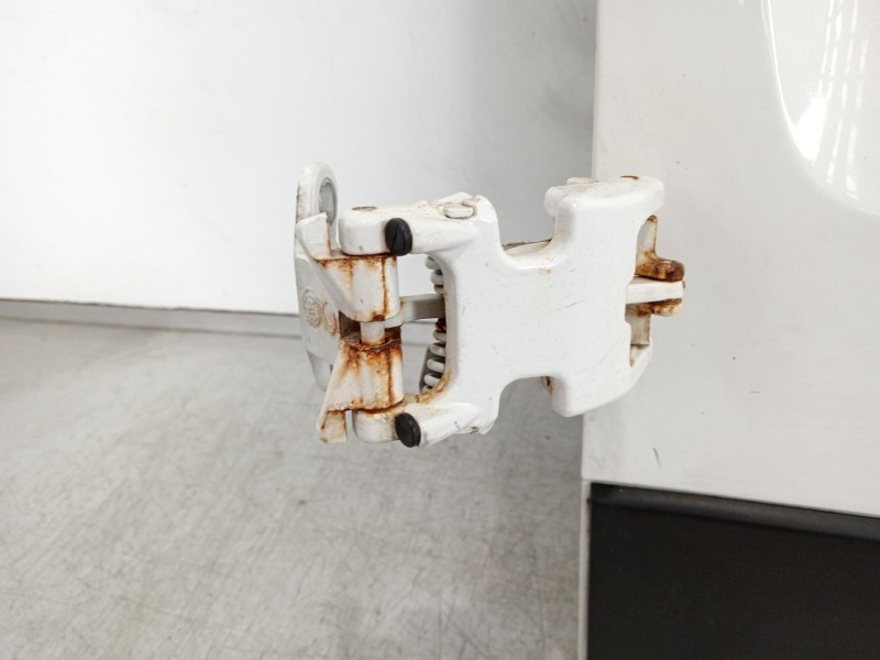 Recambio de puerta trasera izquierda para peugeot boxer furgoneta 2.2 bluehdi 140 referencia OEM IAM 1612597580  