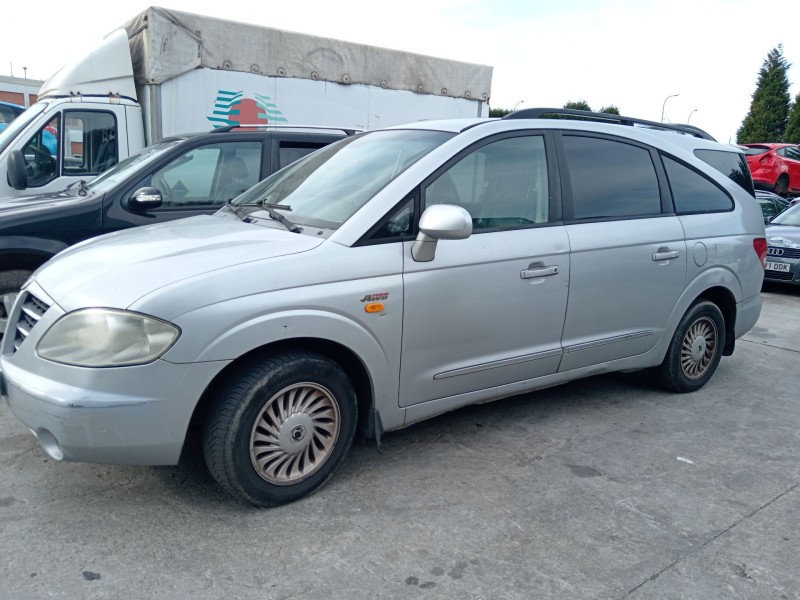 ssangyong rodius i del año 2005