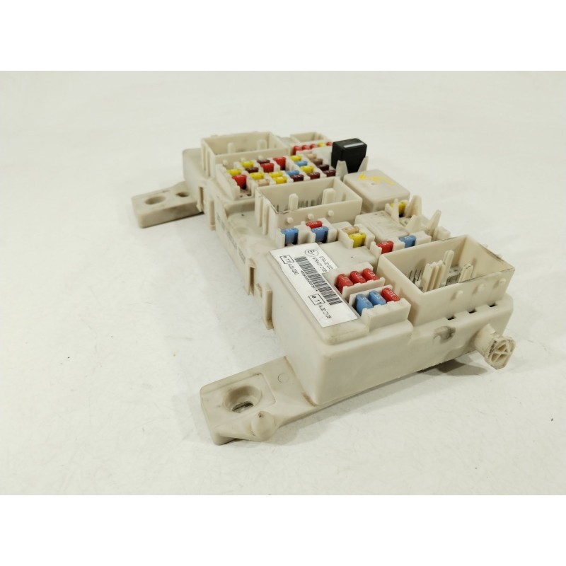 Recambio de caja reles / fusibles para ford kuga i 2.0 tdci 4x4 referencia OEM IAM 7M5T14A073JC 8V4T14014ACA 