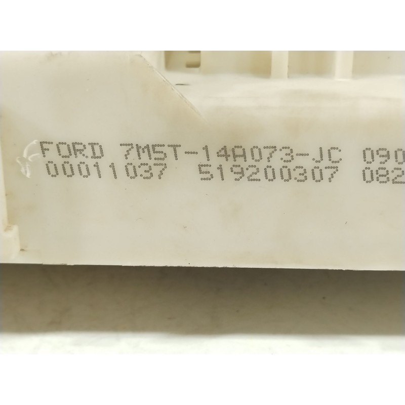 Recambio de caja reles / fusibles para ford kuga i 2.0 tdci 4x4 referencia OEM IAM 7M5T14A073JC 8V4T14014ACA 